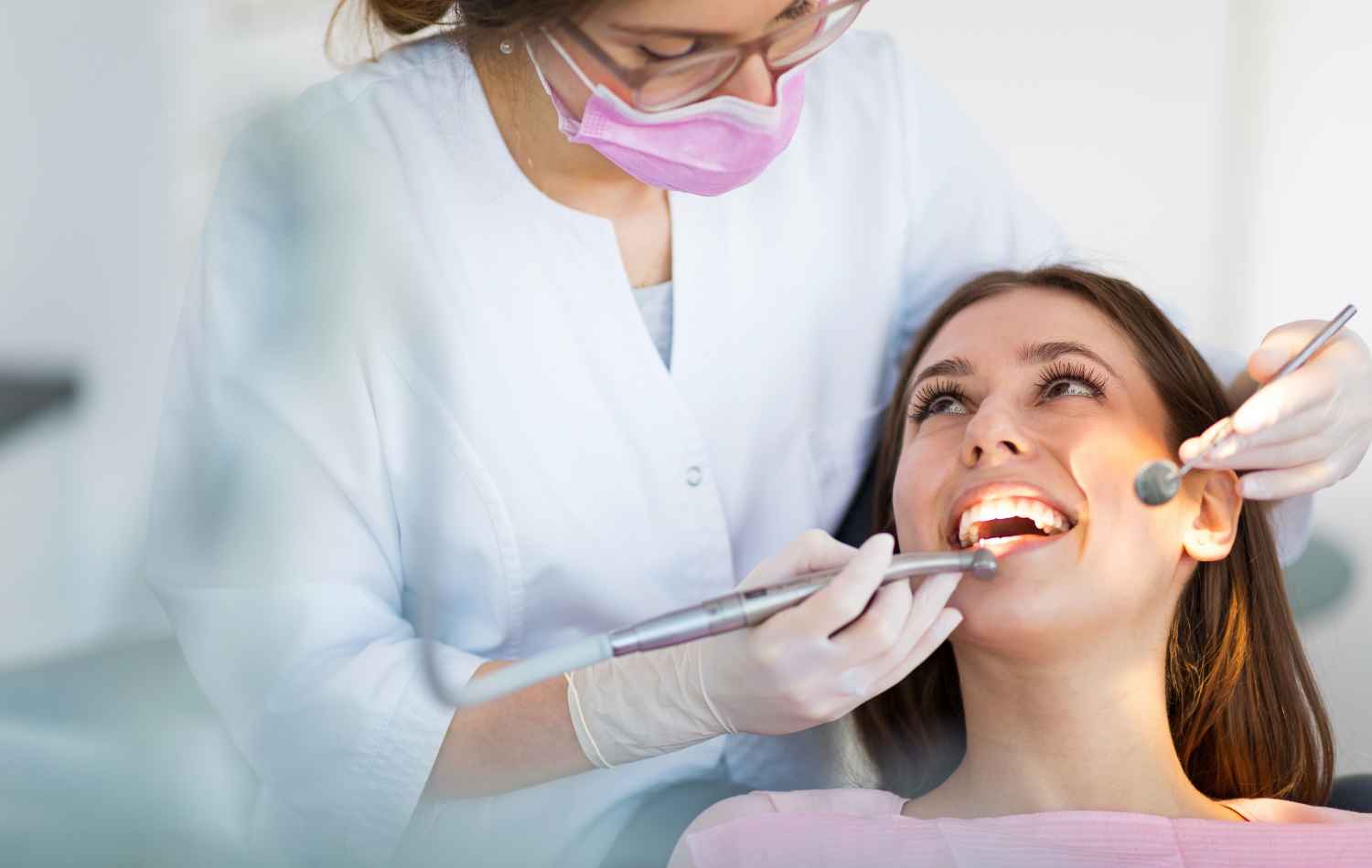 מדוע כדאי לרופאי שיניים להשקיע בביטוח אחריות מקצועית?